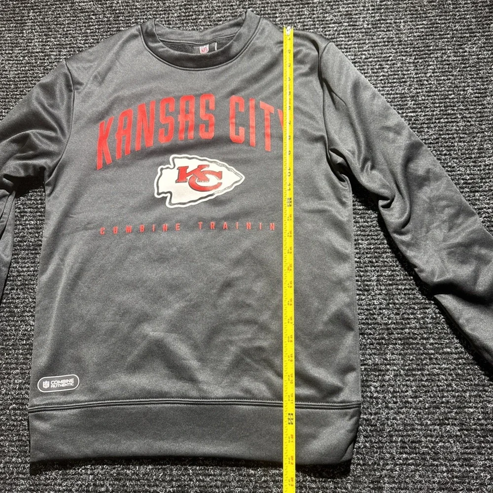 Kansas City Chiefs Sweatshirt‎ Small Black NFL Crewneck Pullover Training